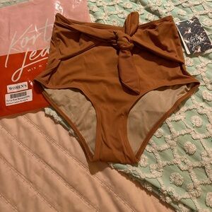 KORTNI JEAN Tie-Front Ribbed “Cashew Brown” Swim Bottoms - Sz M - NWT